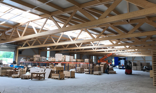 Fachwerkbinder aus Holz für Gewerbehalle