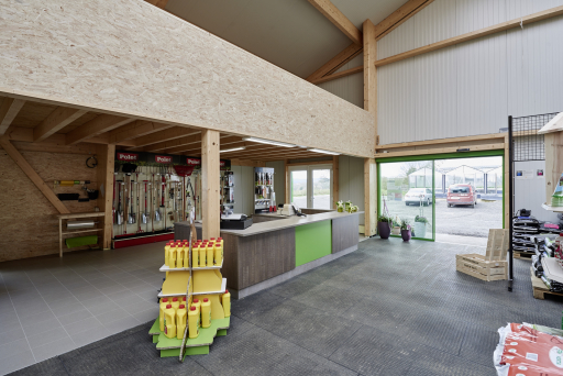 Gärtnereihalle aus Holz