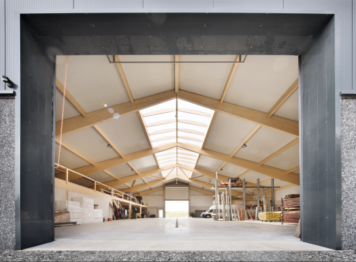 Gewerbehalle Toreinfassung