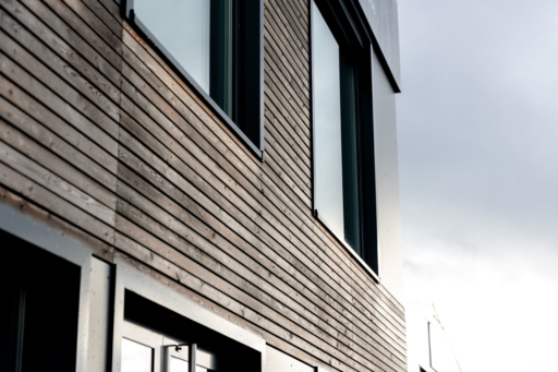 Hozhallen_Holz-Fassade_Koopmann