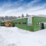 Kinskofer Halle Außenansicht im Schnee